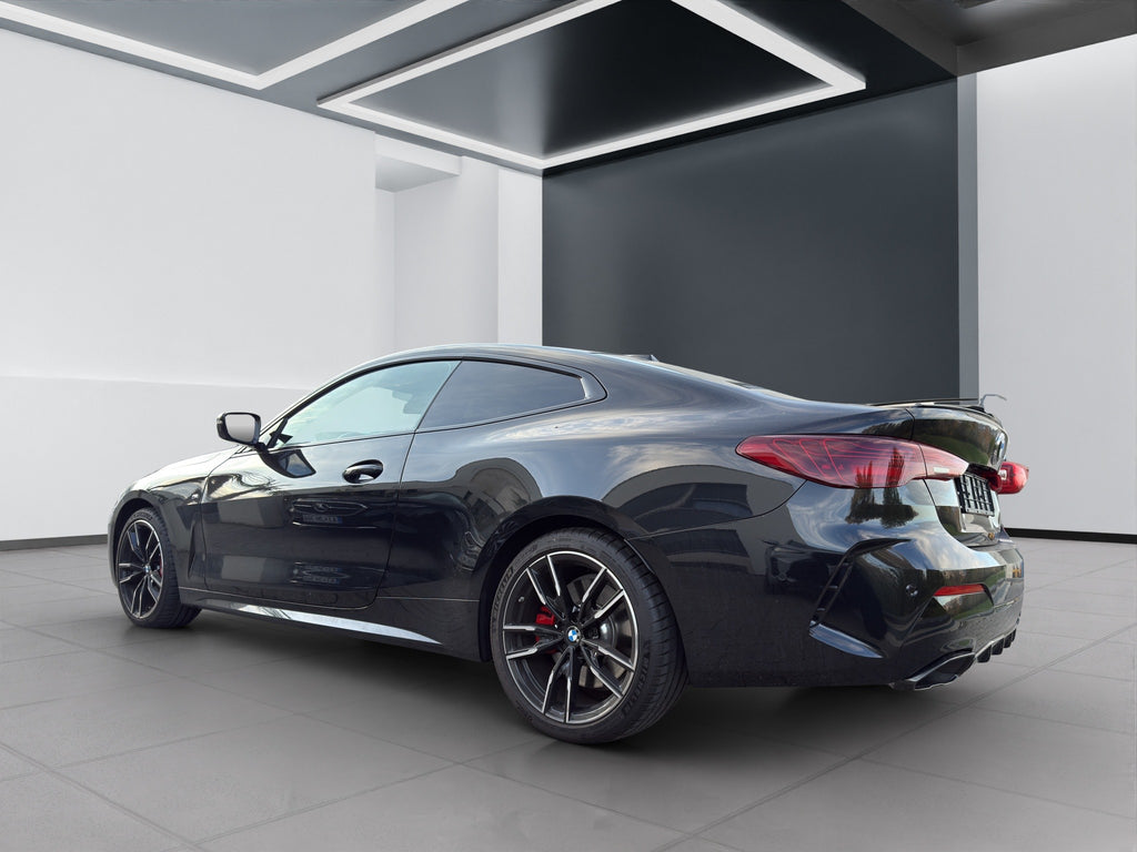 BMW M440i Coupe